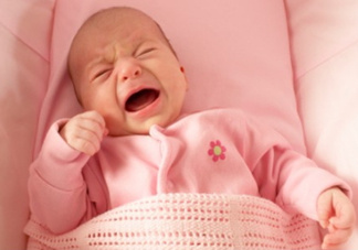 寶寶驚厥是什么癥狀？如何區(qū)別寶寶驚厥和驚跳？