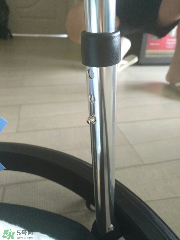 學(xué)步車哪個(gè)牌子的好？寶寶幾個(gè)月可以坐學(xué)步車？