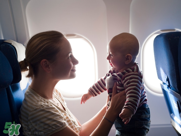 兒童安全座椅要坐到幾歲？?jī)和踩芜m合多大的孩子？