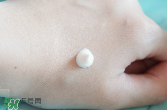 玉蘭油多效修護(hù)防曬霜怎么樣 效果好嗎 玉蘭油多效修護(hù)防曬霜怎么樣 效果好嗎