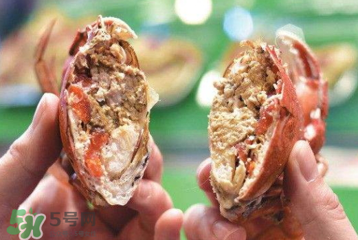蟹黃是黑色的怎么回事？蟹黃中間有黑的是什么？