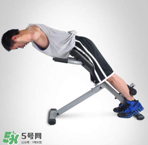 羅馬椅挺身練哪里？羅馬椅挺身一組做幾個？