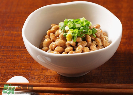 納豆能和紫菜一起吃嗎？納豆不能和什么一起吃