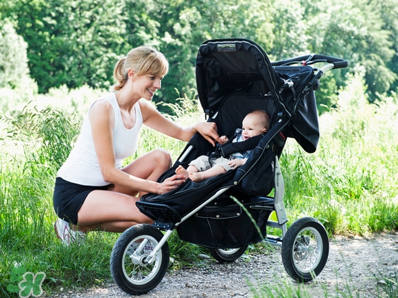 兒童安全座椅要坐到幾歲？?jī)和踩芜m合多大的孩子？