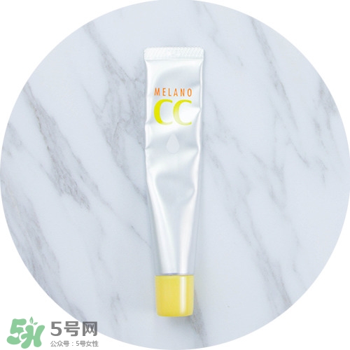 為什么美白精華用了沒(méi)有變白 挑選美白產(chǎn)品的方法