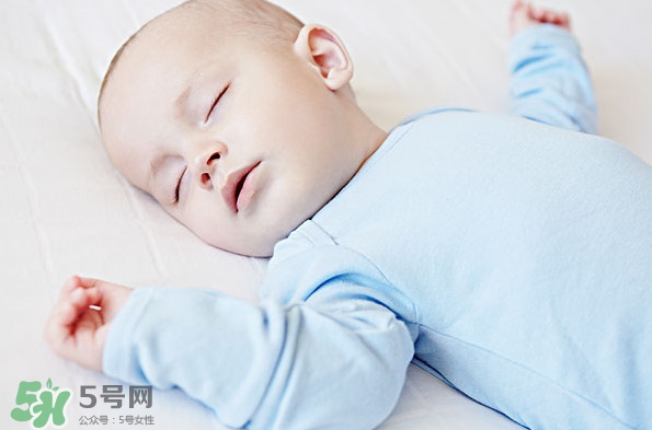 寶寶張嘴睡覺怎么回事？寶寶張嘴睡覺怎么糾正？