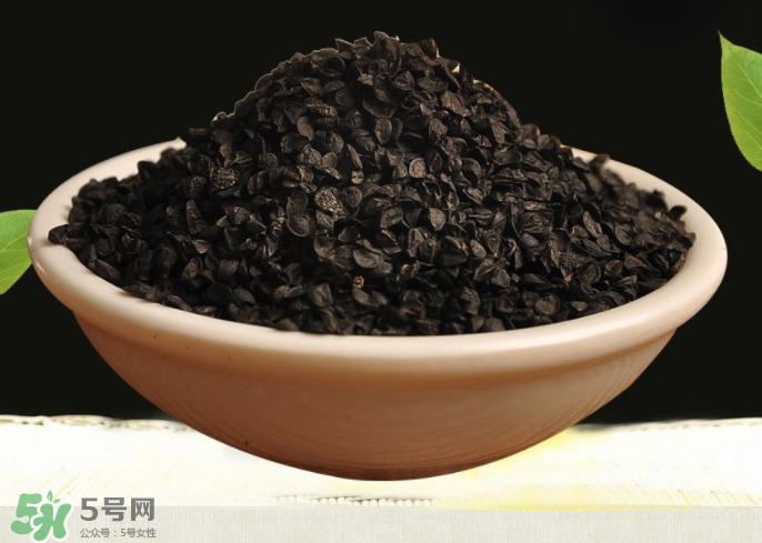 韭菜籽可以生吃嗎？韭菜籽生吃還是熟吃？