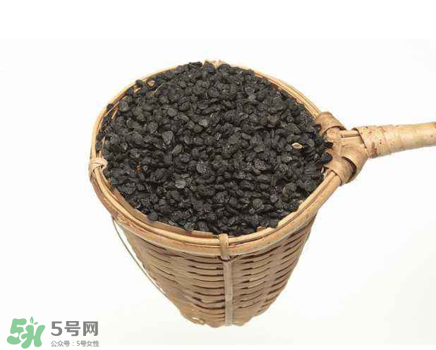 韭菜籽可以泡酒嗎？韭菜籽可以腌著吃嗎？