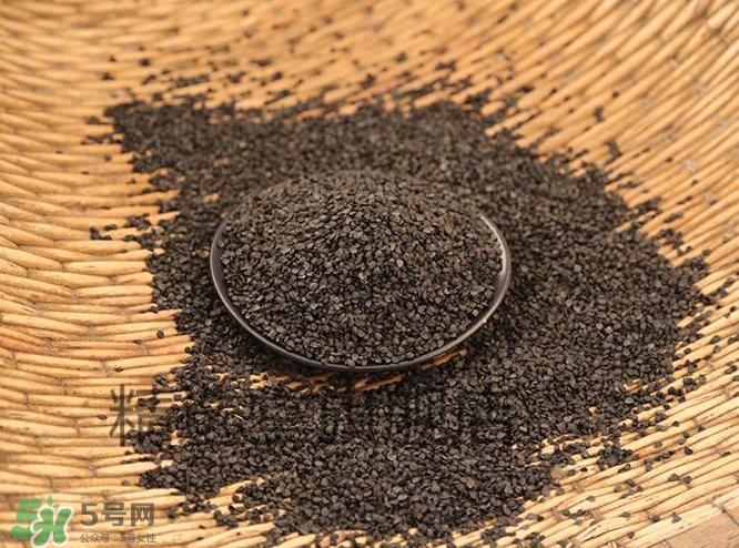 韭菜籽可以泡酒嗎？韭菜籽可以腌著吃嗎？