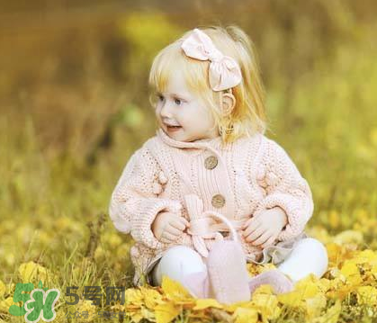 秋季寶寶怎么穿衣服？秋季寶寶穿什么？