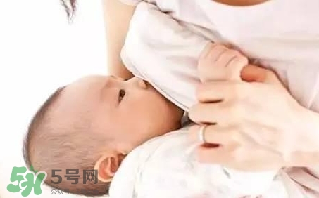 要上班了寶寶吃母乳怎么辦？要上班了寶寶不吃奶瓶怎么辦？