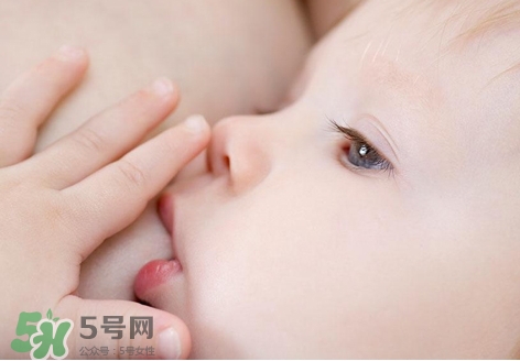 母乳能做什么？母乳可以放冰箱保鮮多久？