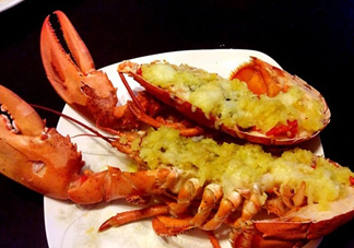 波士頓龍蝦有什么簡單好吃的做法？波士頓龍蝦要怎么殺