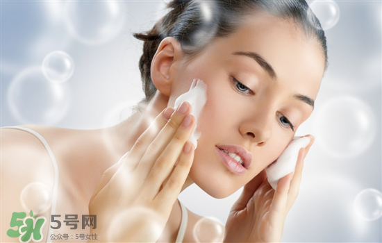 資生堂洗面奶是皂基嗎？資生堂洗面奶是氨基酸洗面奶嗎？