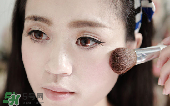 芭比波朗流云隨心眼妝筆色號(hào) 芭比波朗眼妝筆試色 芭比波朗流云隨心眼妝筆色號(hào) 芭比波朗眼妝筆試色