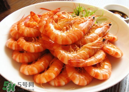 海蝦怎么做簡單又好吃？海蝦怎么去掉蝦線？