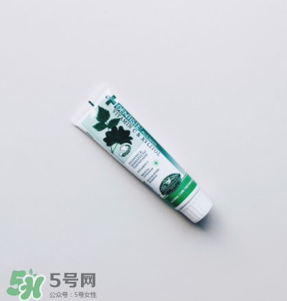 Dentiste牙膏怎么樣？Dentiste牙膏使用感受