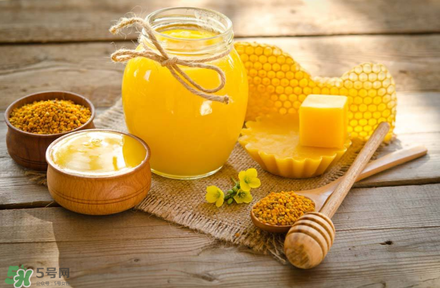 秋天吃什么養(yǎng)生？秋天養(yǎng)生食譜