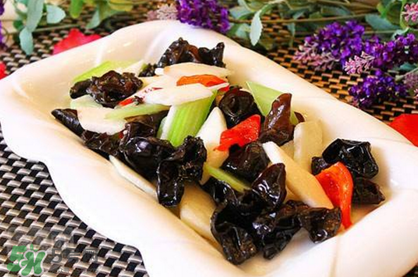 秋天吃什么養(yǎng)生？秋天養(yǎng)生食譜