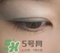 芭比波朗流云眼影筆使用方法 怎么畫眼影 芭比波朗流云眼影筆使用方法 怎么畫眼影