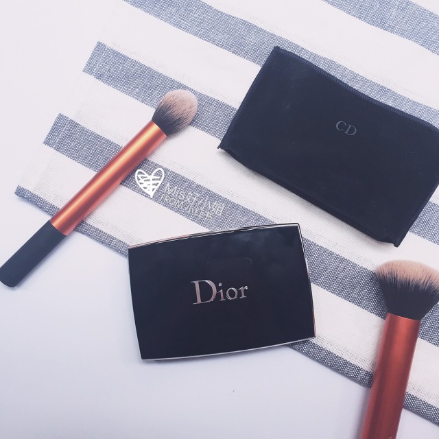 迪奧凝脂恒久粉餅色號(hào)選擇 迪奧凝脂恒久粉餅好嗎 迪奧凝脂恒久粉餅色號(hào)選擇 迪奧凝脂恒久粉餅好嗎