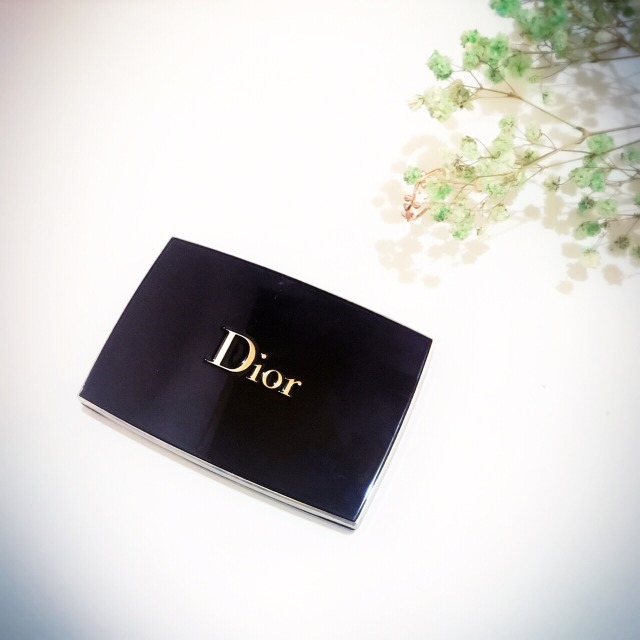 迪奧凝脂恒久粉餅色號(hào)選擇 迪奧凝脂恒久粉餅好嗎 迪奧凝脂恒久粉餅色號(hào)選擇 迪奧凝脂恒久粉餅好嗎