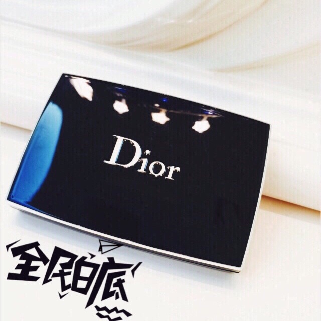 迪奧凝脂恒久粉餅色號(hào)選擇 迪奧凝脂恒久粉餅好嗎 迪奧凝脂恒久粉餅色號(hào)選擇 迪奧凝脂恒久粉餅好嗎