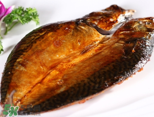 青魚(yú)和草魚(yú)哪個(gè)好吃？青魚(yú)和草魚(yú)的區(qū)別