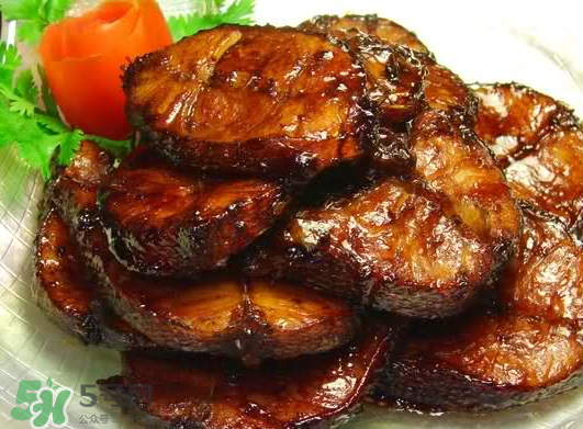 青魚(yú)和草魚(yú)哪個(gè)好吃？青魚(yú)和草魚(yú)的區(qū)別