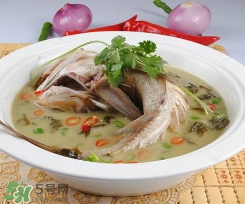 鰱魚頭湯孕婦可以吃嗎？鰱魚頭湯的功效與作用