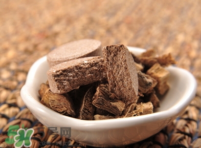 新生兒痤瘡多久會好？新生兒痤瘡能用百多邦嗎？