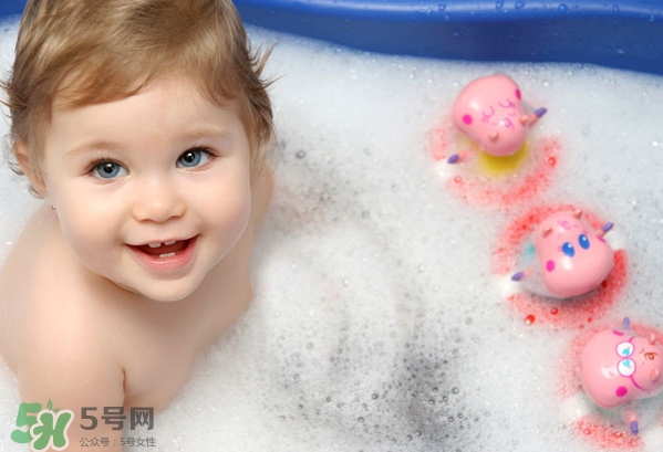 臍疝是什么？臍疝對寶寶有什么影響？