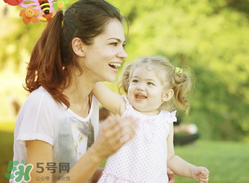 寶寶說話早晚和智力有關(guān)系嗎？寶寶說話晚怎么辦？