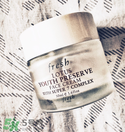 fresh馥蕾詩睡蓮滋潤(rùn)活顏面霜效果好嗎 怎么用 fresh馥蕾詩睡蓮滋潤(rùn)活顏面霜效果好嗎 怎么用