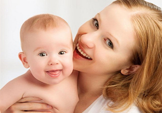 新生兒痤瘡多久會(huì)好？新生兒痤瘡能用百多邦嗎？