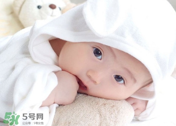 臍疝是什么？臍疝對寶寶有什么影響？