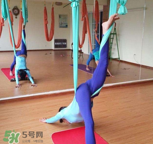 空中瑜伽誰(shuí)發(fā)明的？空中瑜伽到底有哪些功效