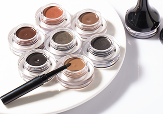 眼線膏和眼線液筆哪個好用？眼線膏和眼線液新人這樣選擇