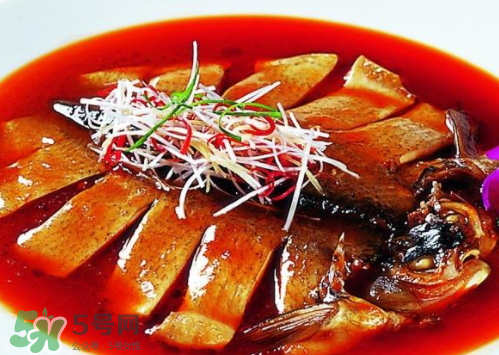 鱸魚可以紅燒嗎？鱸魚清蒸還是紅燒好吃？