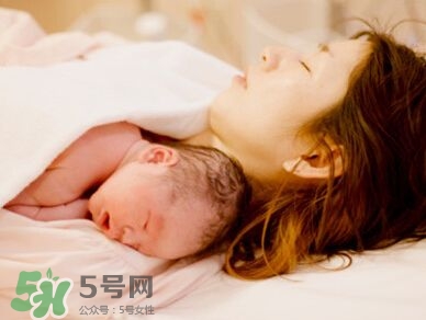 導樂分娩都包括哪些服務？導樂分娩需要側(cè)切嗎？