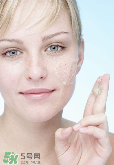 角質(zhì)是什么？怎樣判斷自己是不是要去角質(zhì)了？