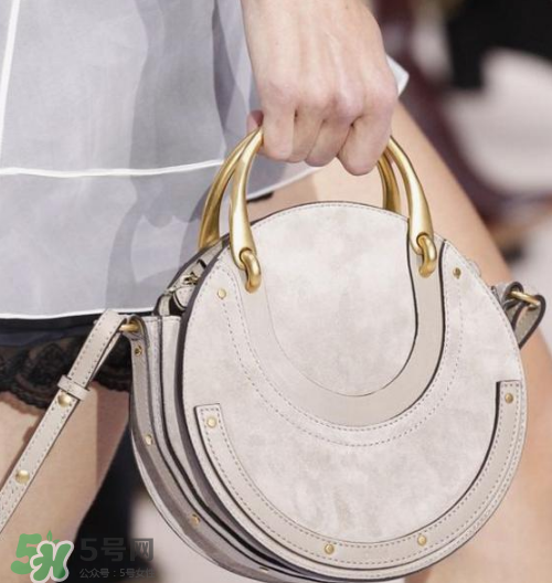 chloe pixie多少錢？蔻依17秋冬新款圓形包包專柜價格