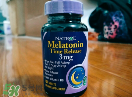 褪黑素可以和鈣片一起吃嗎？