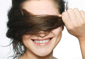 生姜擦頭皮后要洗頭嗎？用生姜擦頭皮多久能長(zhǎng)發(fā)