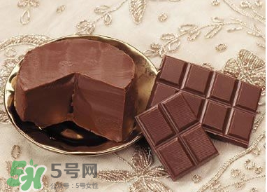 助產(chǎn)食物有哪些？孕婦生孩子時(shí)吃點(diǎn)什么？