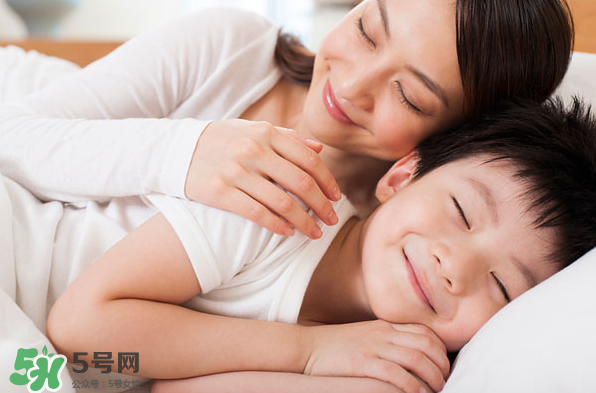 褪黑素是維生素b6嗎？褪黑素成分解析