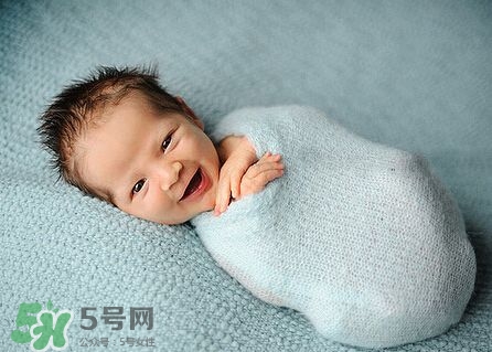 勒博耶分娩法的具體步驟是什么？勒博耶分娩法有哪些優(yōu)點？