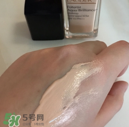 雅詩蘭黛水粉底色號 雅詩蘭黛水粉底試色 雅詩蘭黛水粉底色號 雅詩蘭黛水粉底試色