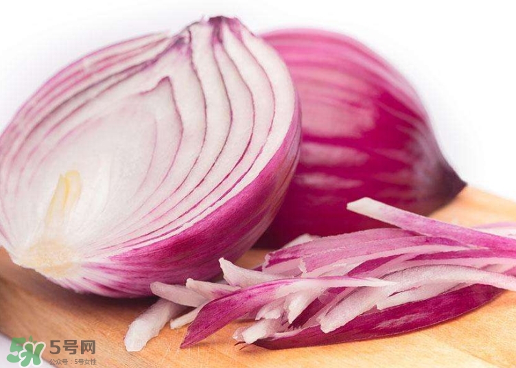 洋蔥汁能黑發(fā)嗎？洋蔥汁擦頭發(fā)能生發(fā)嗎？