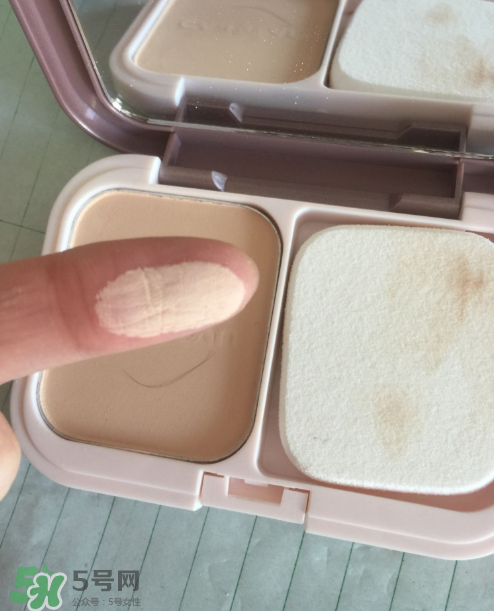 卡姿蘭粉餅好用嗎？卡姿蘭粉餅怎么樣？